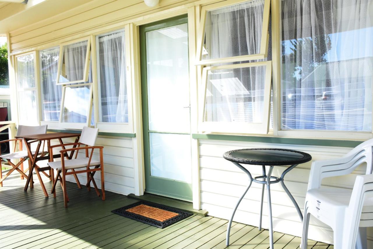 Featherston Motels And Camping Exterior photo